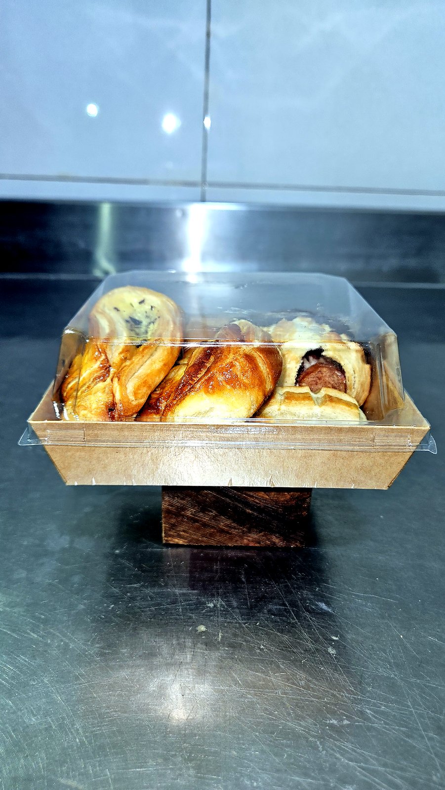 Viennoiseries et pâtisseries maison — AZON DODE
