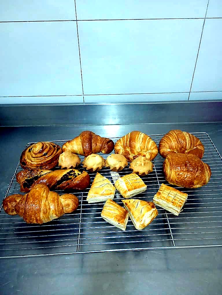 Boulangerie-Pâtisserie — AZON DODE