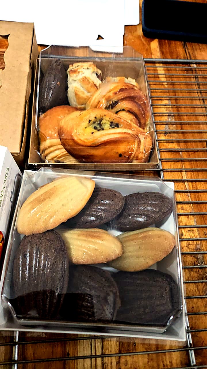Boulangerie-Pâtisserie — AZON DODE