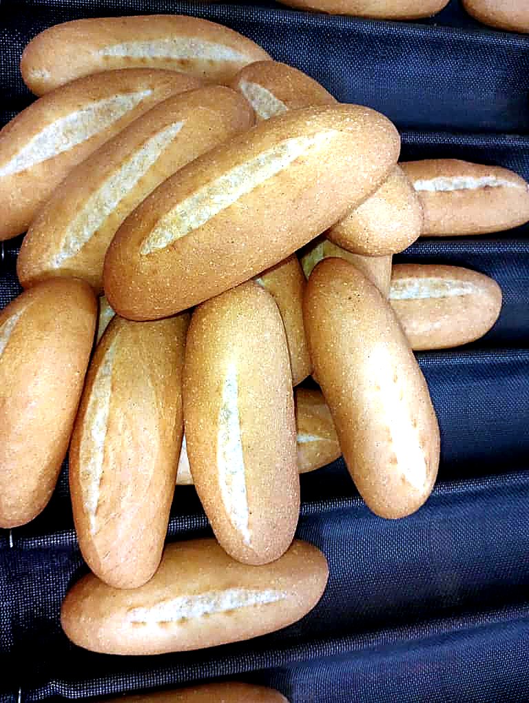 Boulangerie-Pâtisserie — AZON DODE
