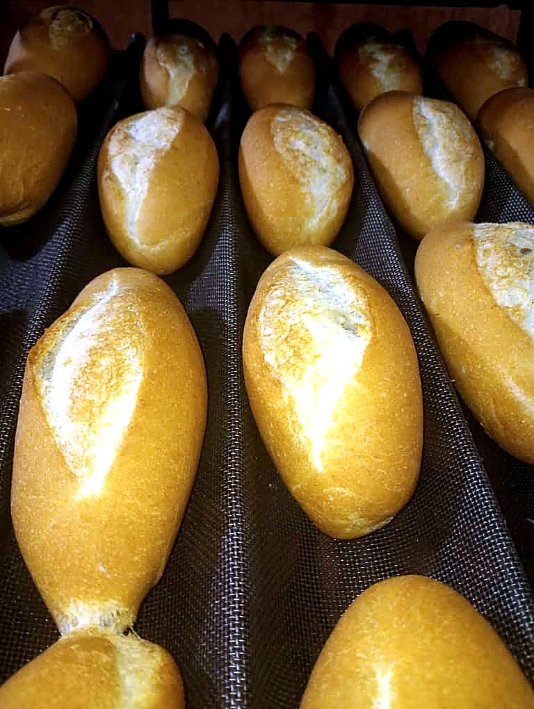 Boulangerie-Pâtisserie — AZON DODE