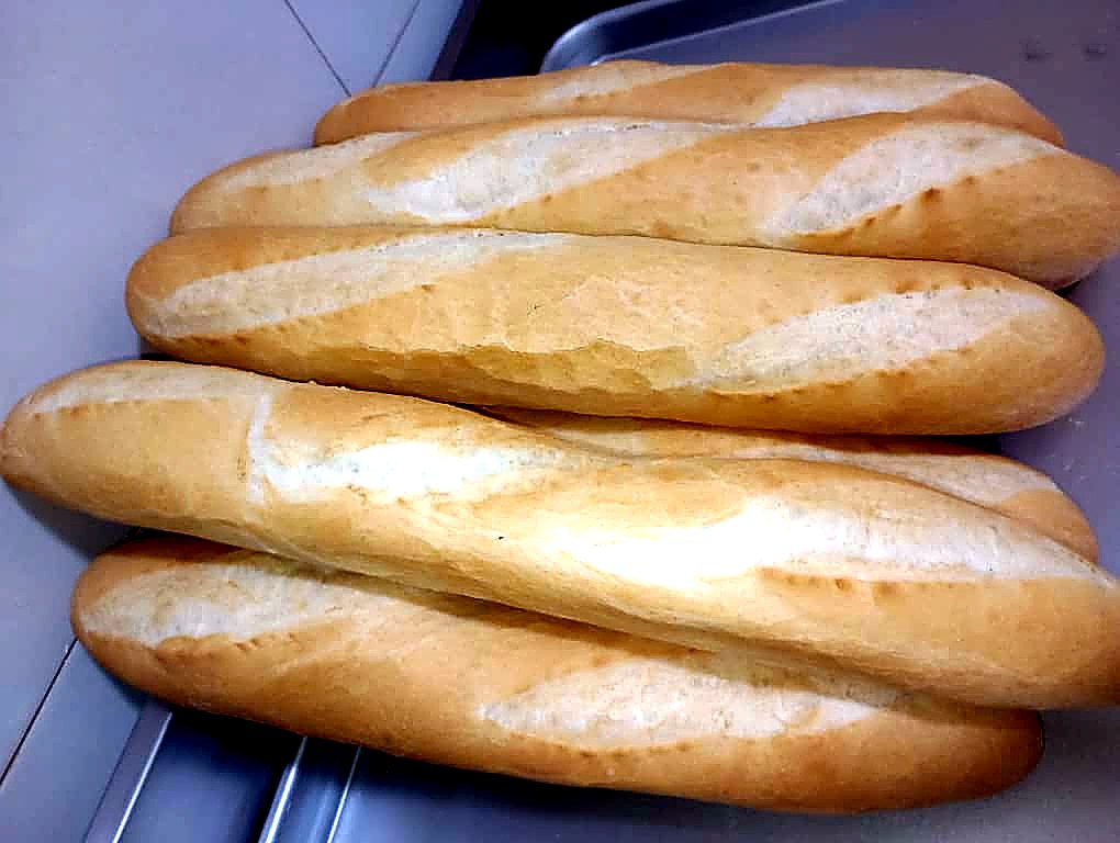 Boulangerie-Pâtisserie — AZON DODE