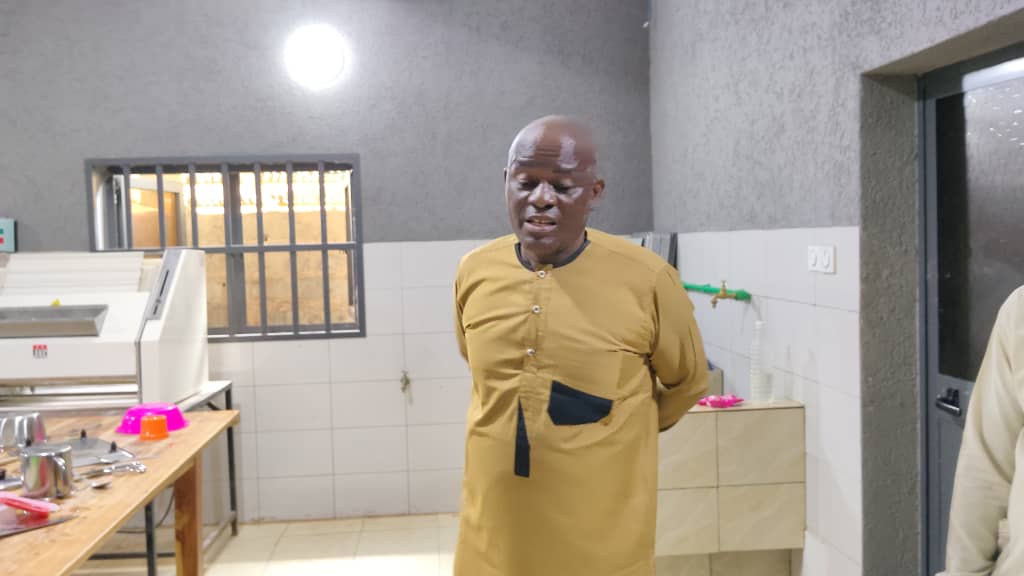 Visite du préfet de l'Avé, M. Awu Kossi — AZON DODE